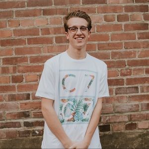 Meet your Posher, Dylan